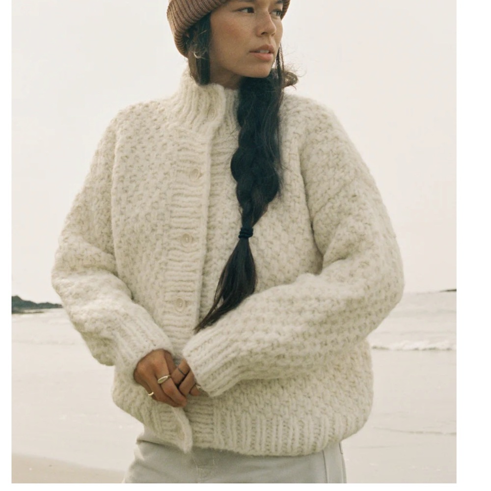 OZMA Cream Knit Cardigan